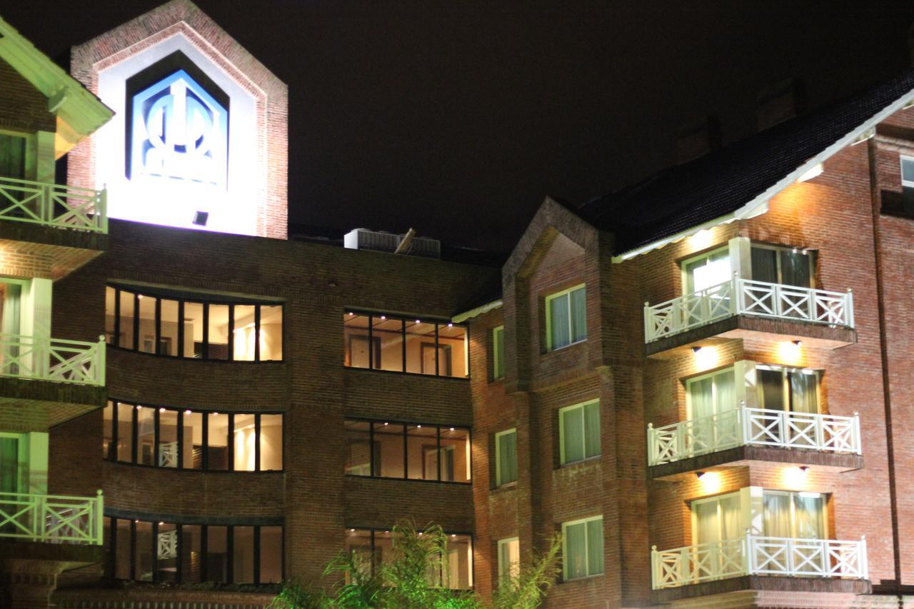 Hotel Reviens Pinamar Exterior foto